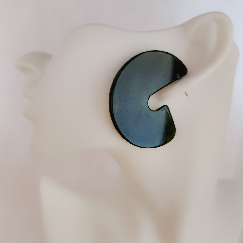 Elegant Hunter Green Acrylic Statement Earrings